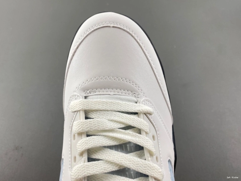 Medium  Men's HQ7978-102 5 Soft Pink Jordan Retro 1124